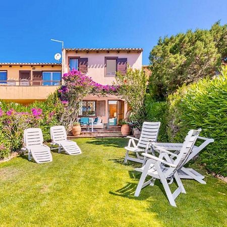 Villetta A Schiera Caprifogli Baja Sardinia Kültér fotó